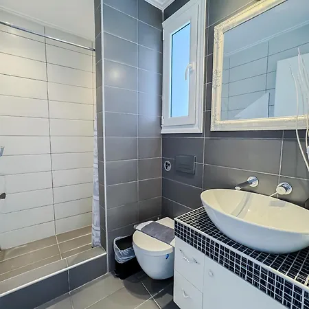 Cosega Luxury #propertly Apartman